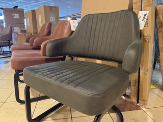 Fauteuil, army microvezelstof, metalen onderstel